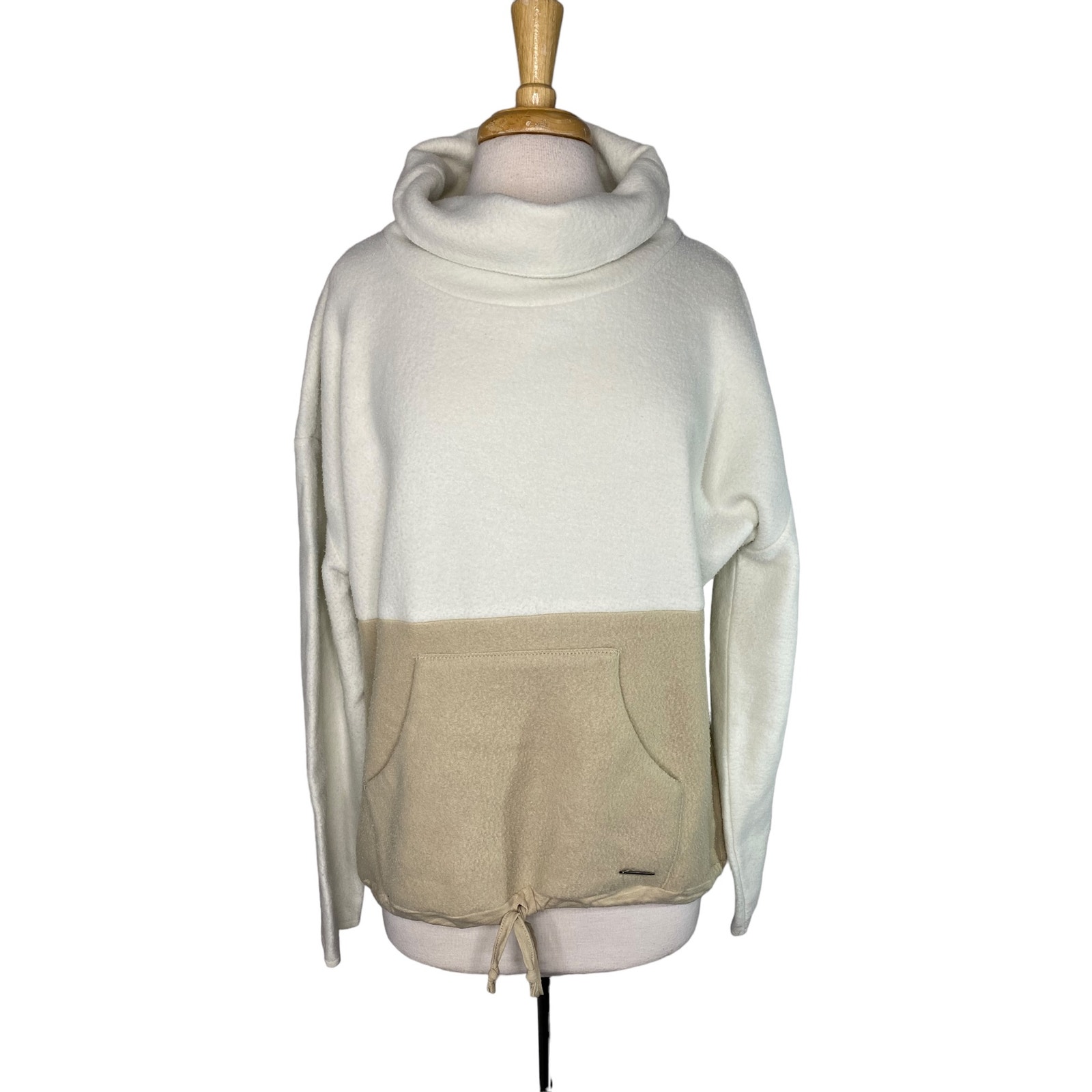Carve Designs Rowayton Colorblock Cowl Neck Fleece Pullover Birch Khaki Medium